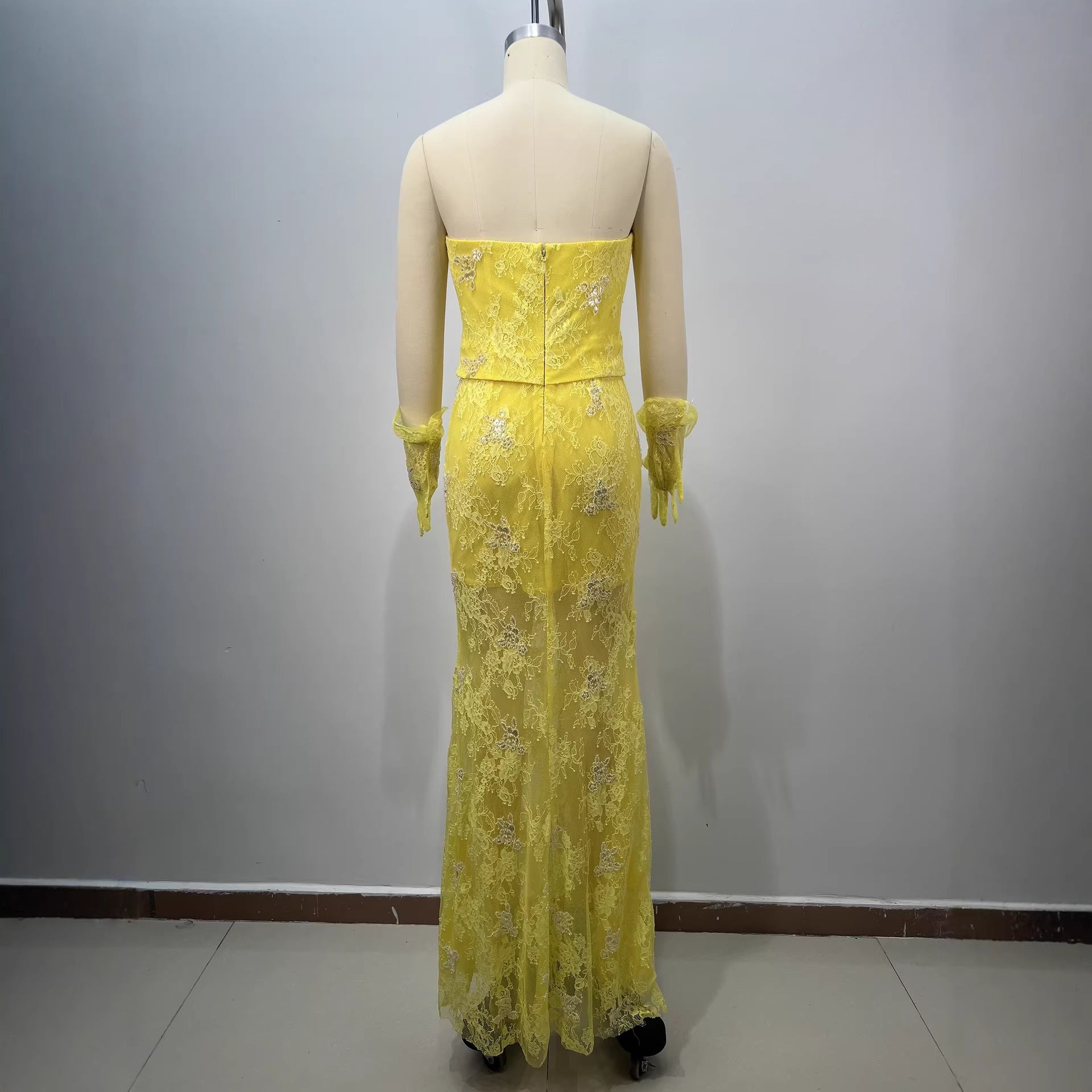 Fashionable Arrival Backless Off-Shoulder Lace Bodycon Dress